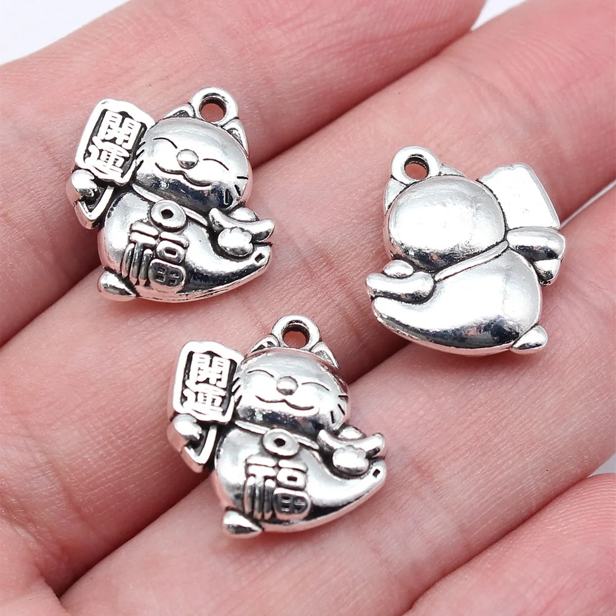 18.6x16x5.2mm 3.6g Antique Silver Zinc Alloy Lucky Cat Charm Pendant for DIY Necklace Bracelet Jewelry