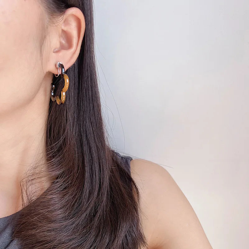 Vintage Amber Tortoiseshell Flower Swirl Alloy Stud & Clip On No Piercing Statement Hoop Earrings