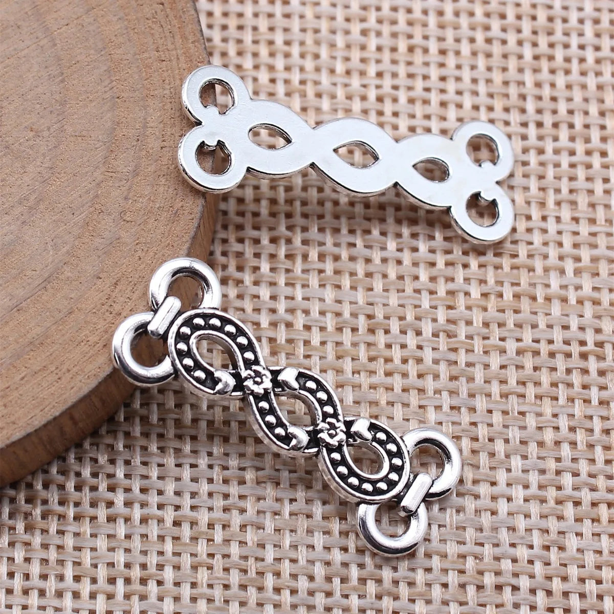 30x11mm 1.5g Antique Silver Zinc Alloy Four Hole Body Chain Connector Charm for Waist Chain Jewelry
