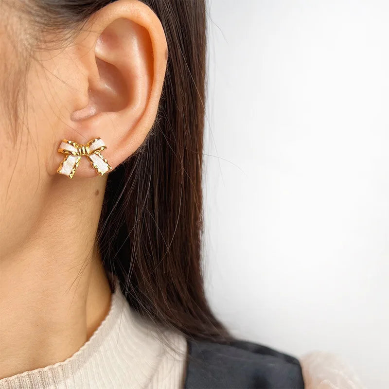 Elegant Pink Enamel Bow Stud & Clip On No Piercing Gold Alloy Ribbon Knot Fashion Jewelry Earrings