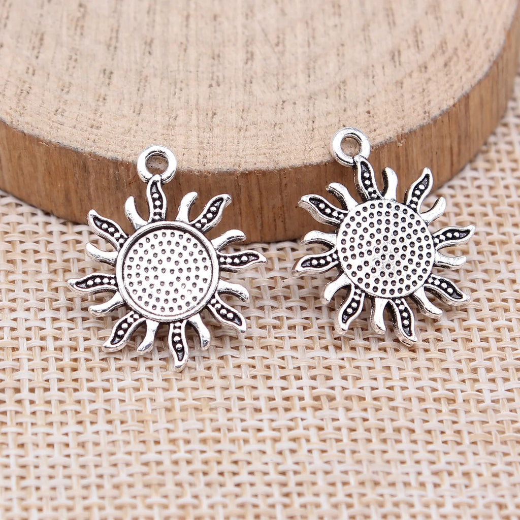 21x17mm 1.3g Antique Silver Zinc Alloy Sunflower Charm Pendant for DIY Necklace Bracelet Making