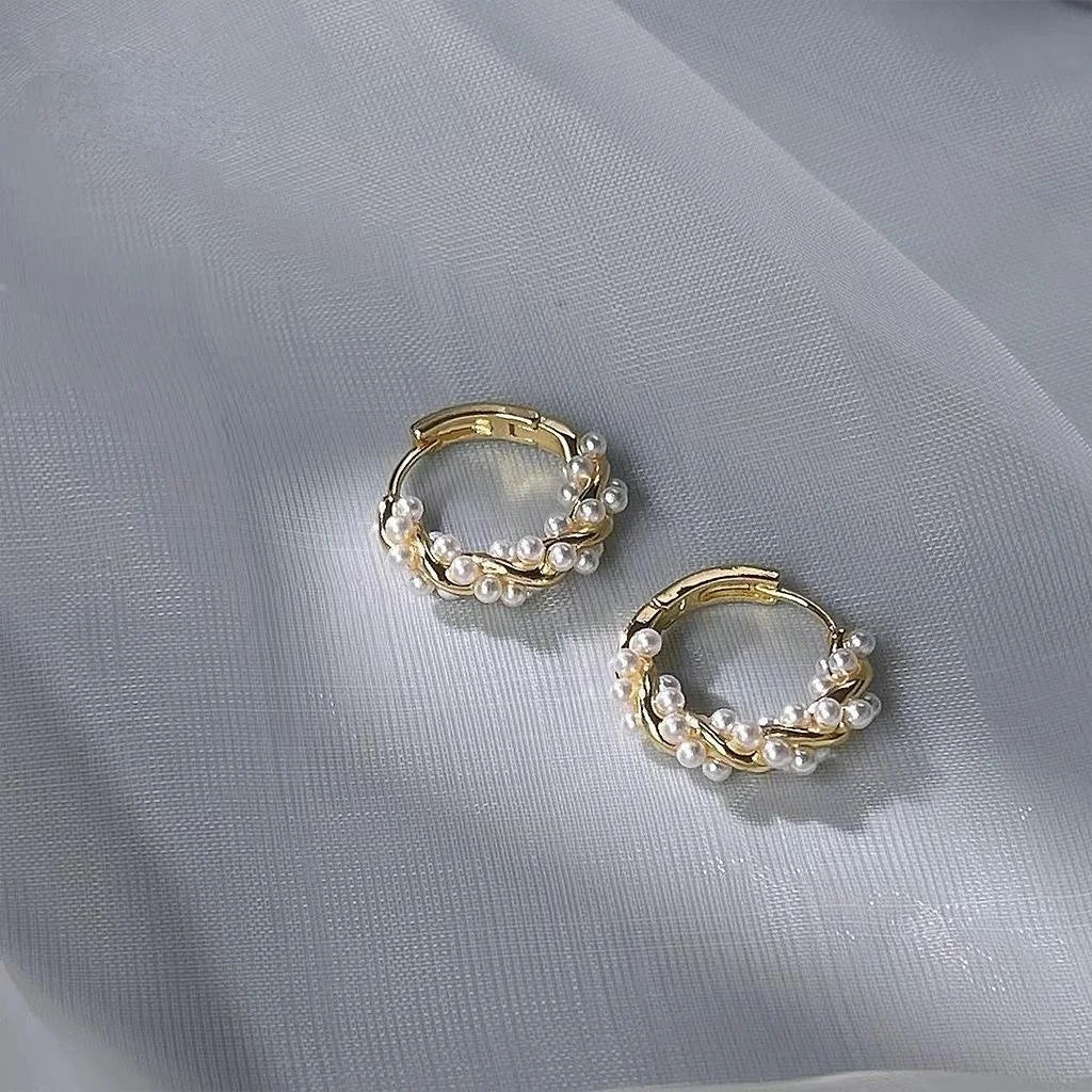 14K Gold Plated Copper Pearl Hoop Earrings Geometric Round High-End Trendy 2025 Design