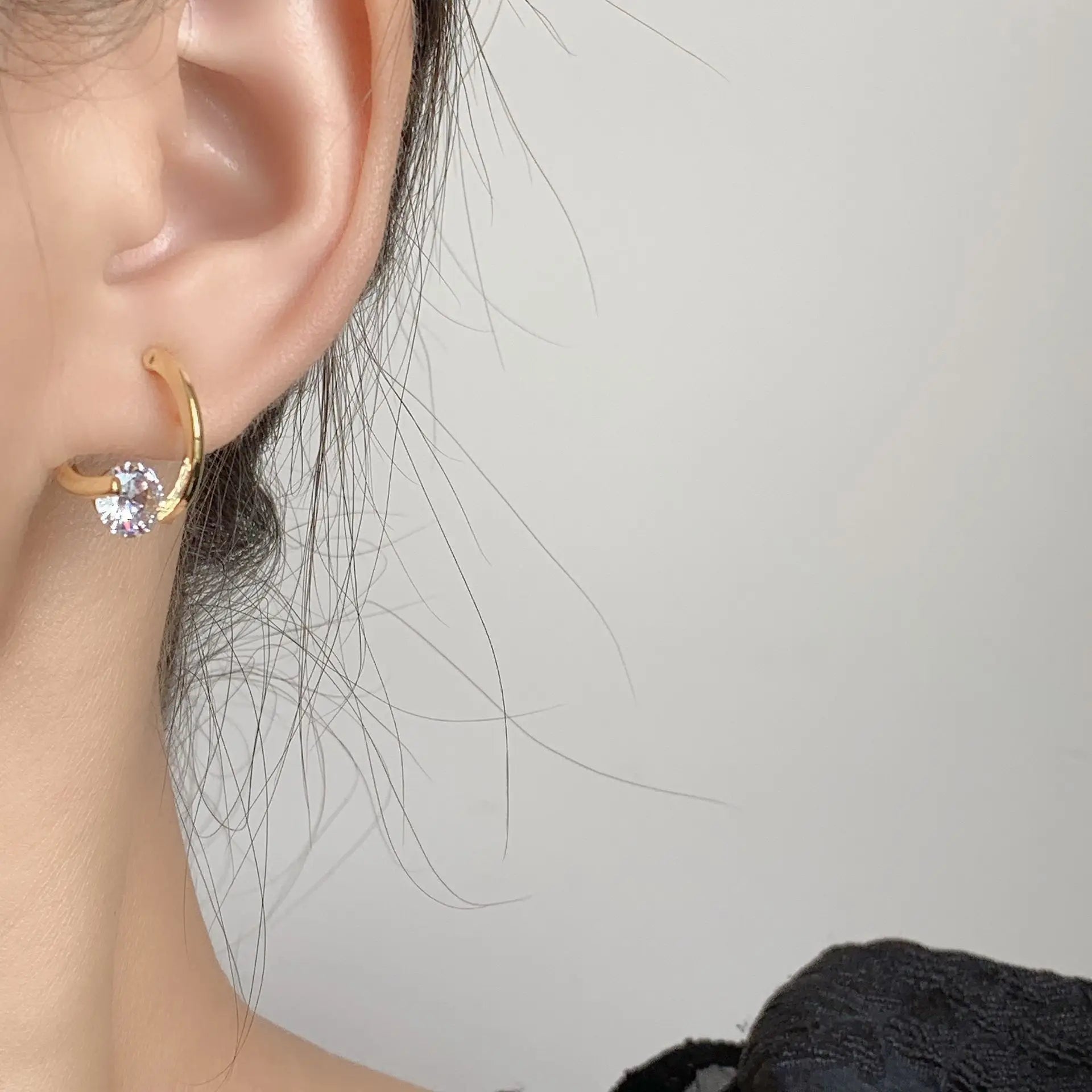 Elegant Cross Hoop Zircon Stud & Clip On No Piercing Gold Tone Minimalist Ear Cuff Earrings