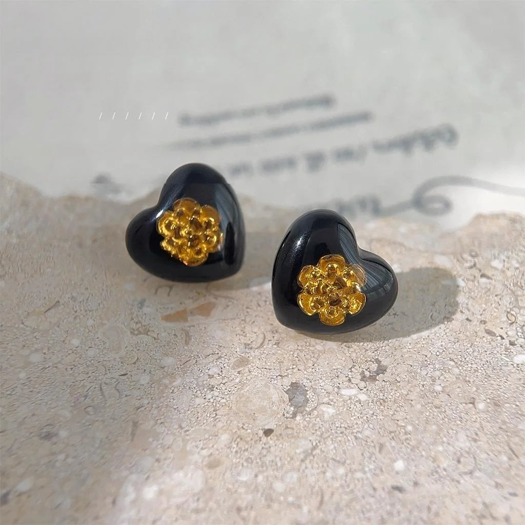 Designer Black Resin Heart Stud Earrings, Minimalist Style Commuter Jewelry