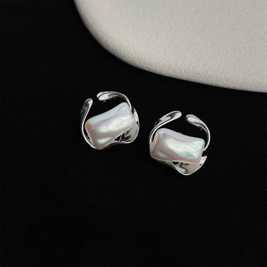 Sweet Cool Geometric Square Candy Pearl Stud Earrings, High Gloss Pearl Luxury Commuter Jewelry