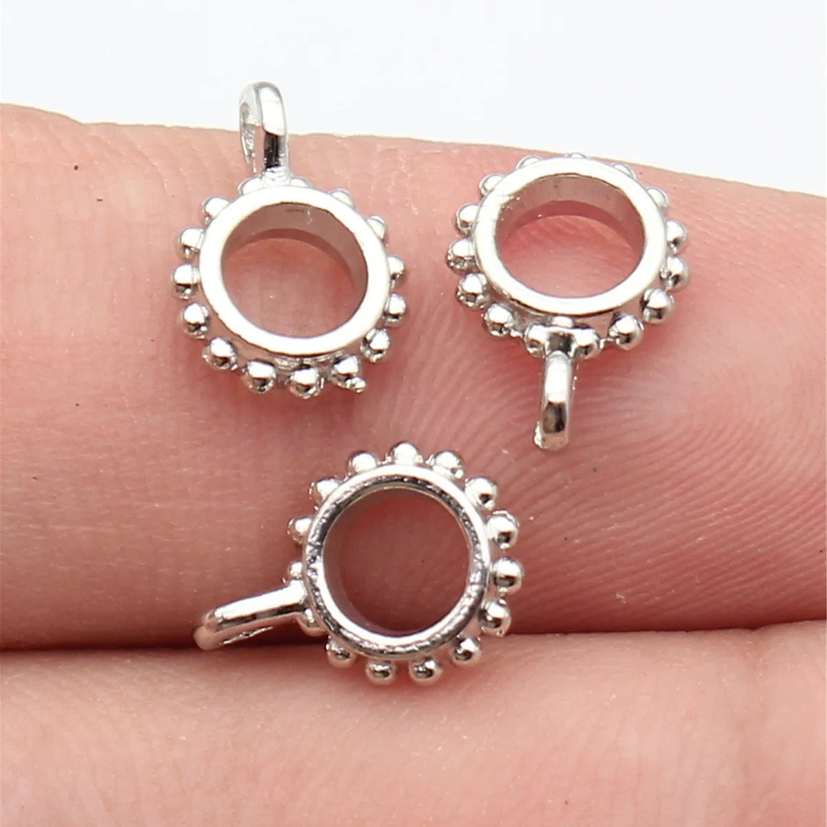 12x2.8mm 0.48g Platinum Tone Zinc Alloy Textured Three-Hole Pendant Bail Connector for DIY Jewelry