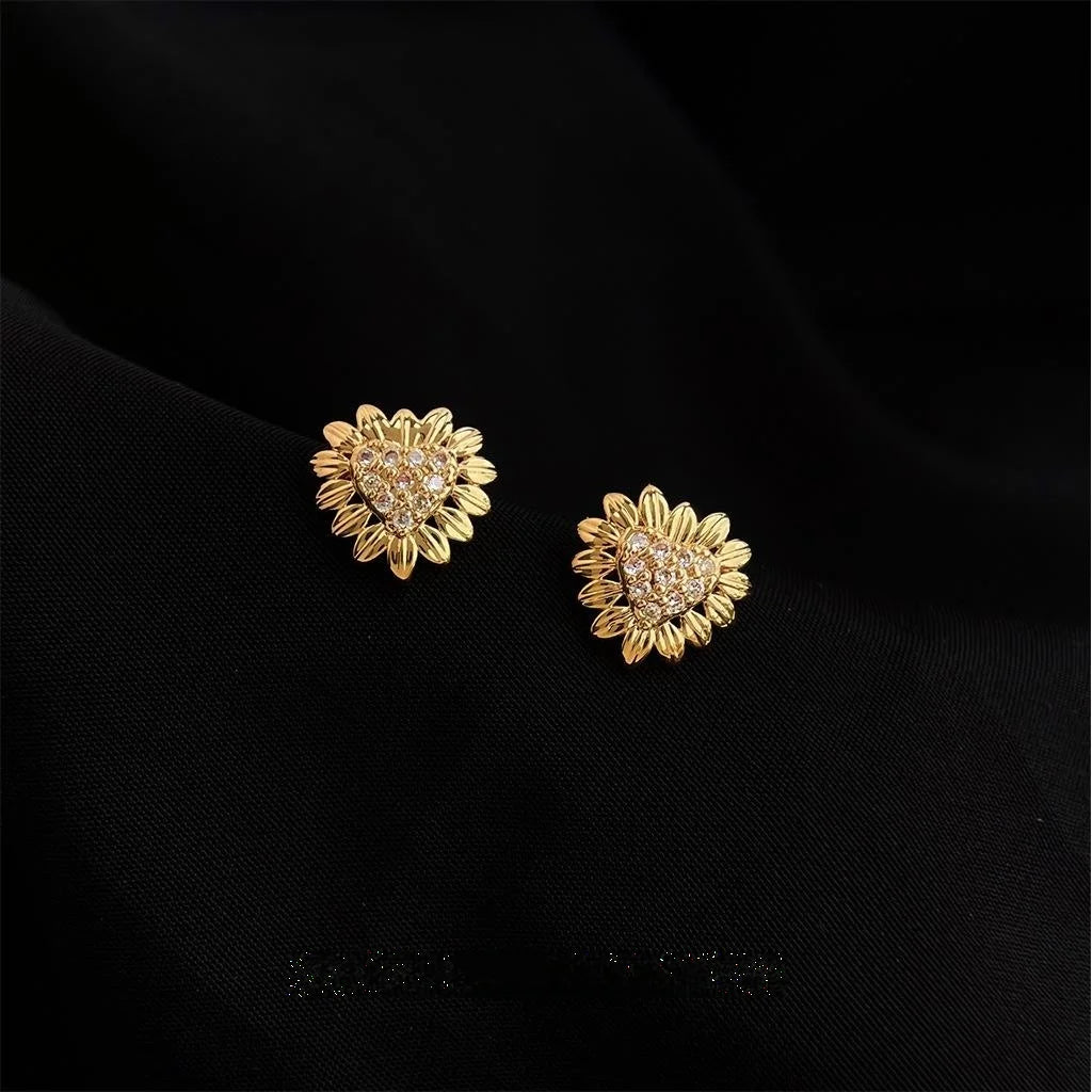 18K Gold Plated Copper Zircon Heart Sunflower Stud Earrings Minimalist Mini Jewelry