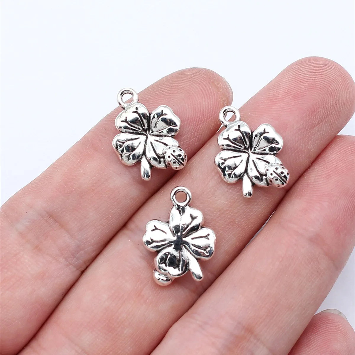17x12mm 1.2g Antique Silver Zinc Alloy Ladybug Four Leaf Clover Charm Pendant for DIY Jewelry