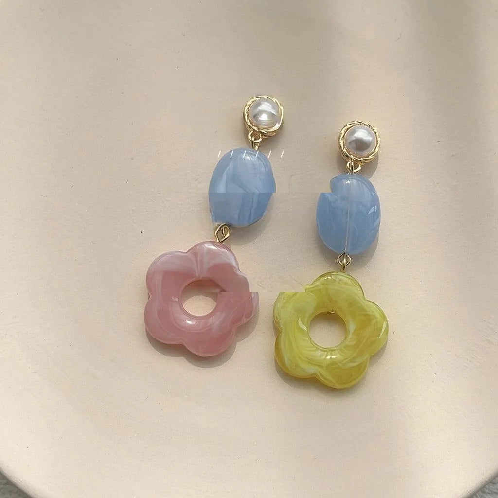 Sweet Handmade Resin Pearl Flower Drop Earrings Asymmetric Blue Pink Contrast Color Summer Jewelry
