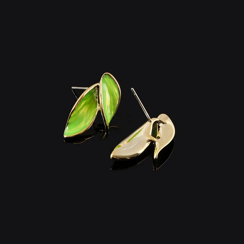 Elegant Green Enamel Leaf Gold Tone Alloy Stud & Clip On No Piercing Chinese Style Women's Earrings