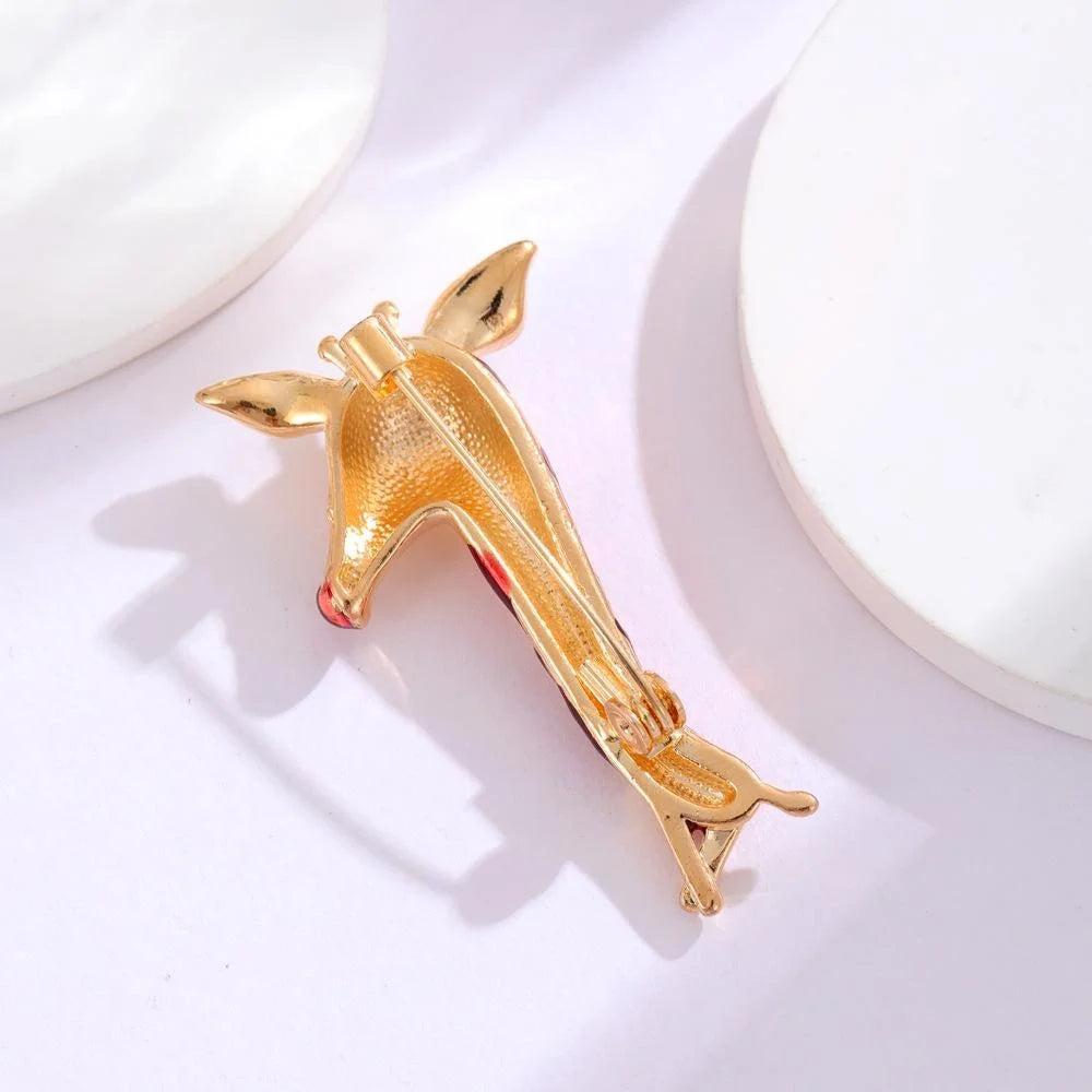 Cute Giraffe Brooch With Rhinestone Enamel Alloy Design, Elegant Lapel Pin Corsage Sweater Coat Gift
