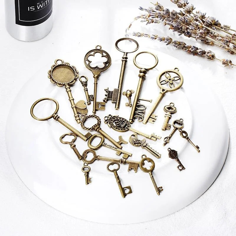 Antique Bronze Zinc Alloy Double Sided Charm Pendant for DIY Necklace Bracelet Jewelry Making