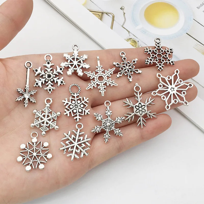Antique Silver Zinc Alloy Hexagon Snowflake Bead for Christmas Bracelet Jewelry