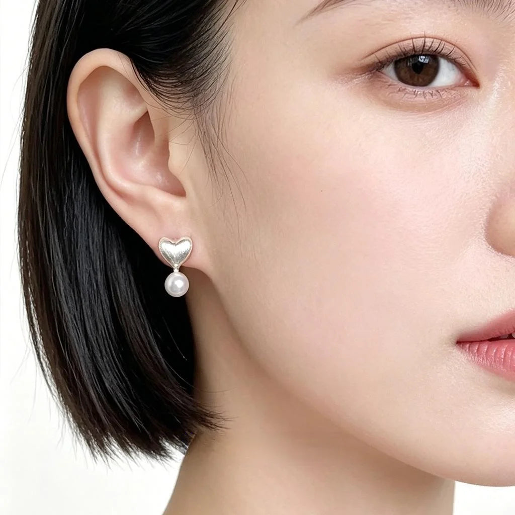 Minimalist Brushed Silver Copper Heart Glass Pearl Stud Earrings Elegant Office Jewelry