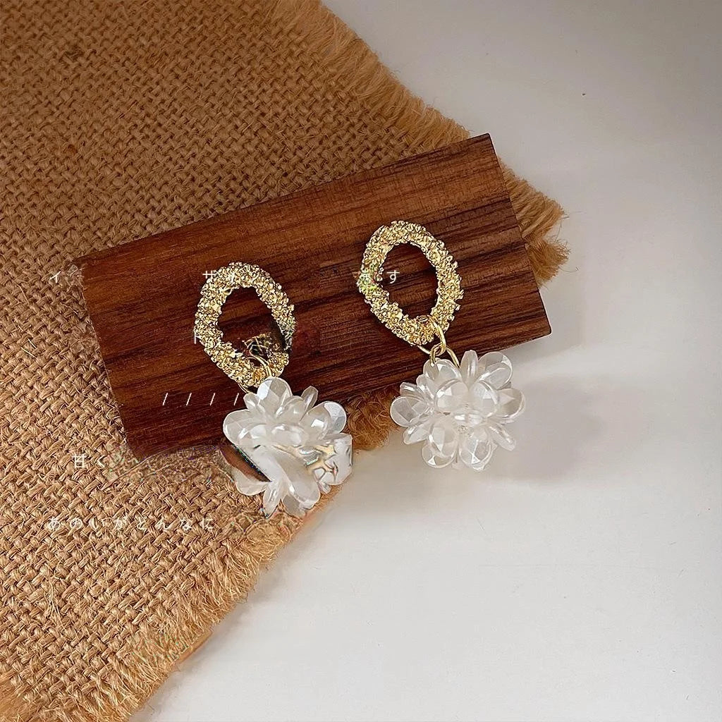 French Vintage Handmade Pearl Ball Flower Hollow Geometric Copper Stud Earrings