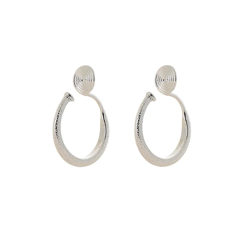 Elegant Silver Alloy Spiral Disc Hoop Stud & Clip On No Piercing Glitter Sand Cuff Earrings