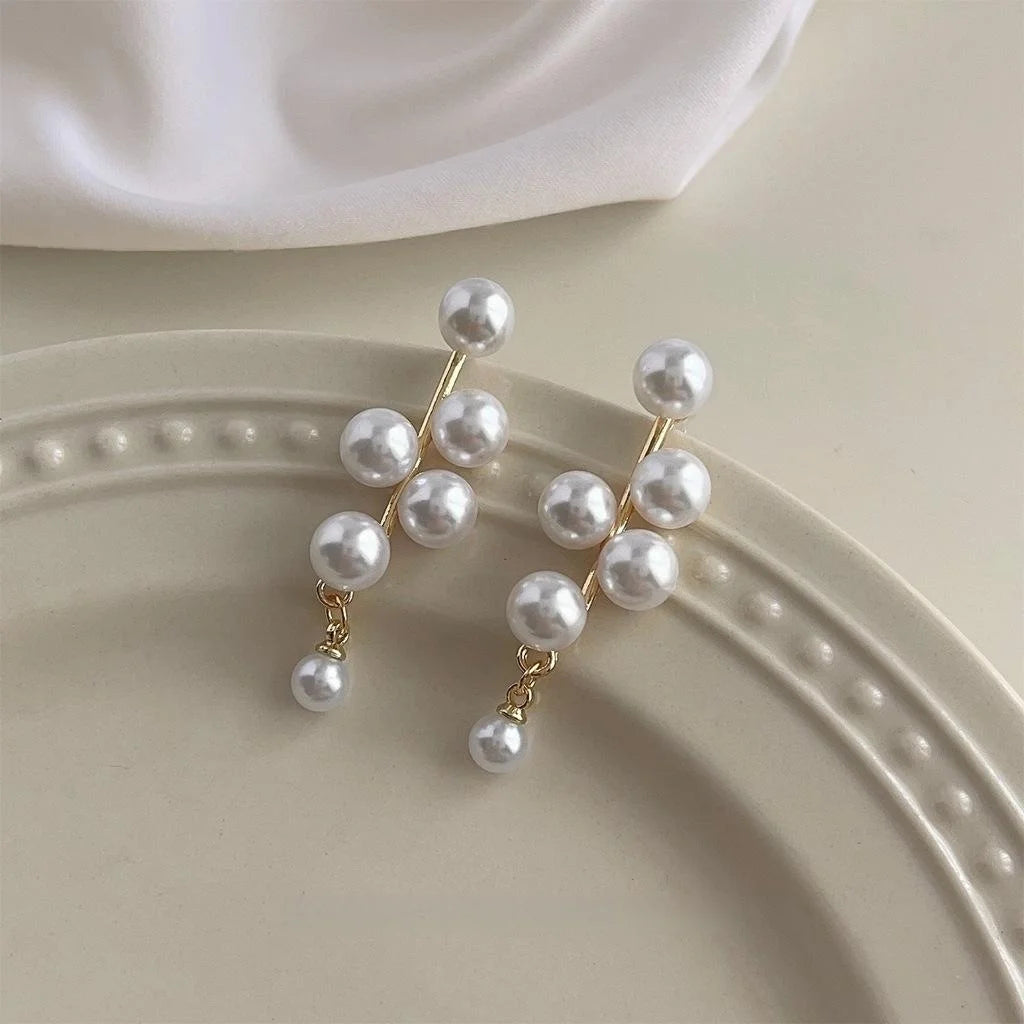 French Vintage High Gloss Pearl Tassel Stud Earrings, Two-Way Long Grape Cluster Design