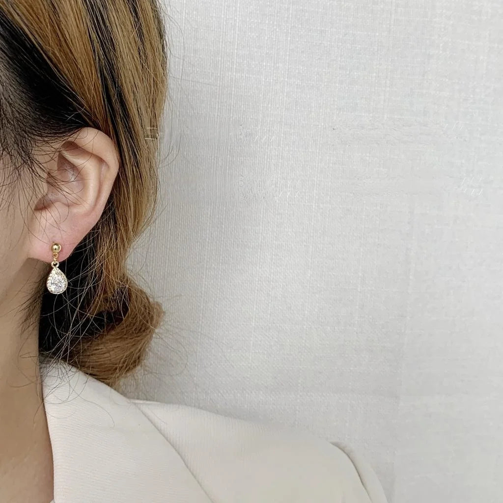 French Freshwater Pearl Zircon Teardrop Asymmetric Stud Earrings Elegant Minimalist Jewelry