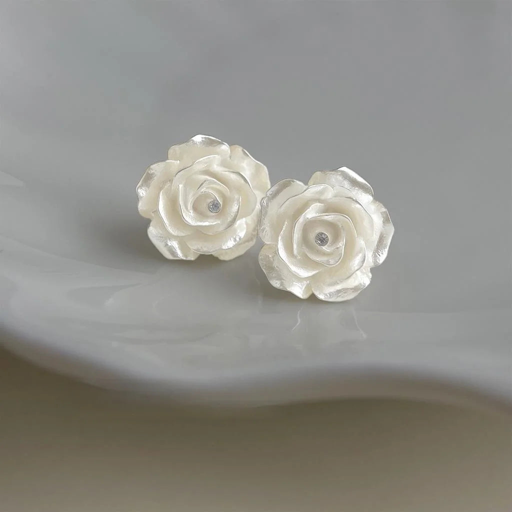 Sweet Elegant Copper Resin Rhinestone Flower Rose Flower Stud Earrings For Women