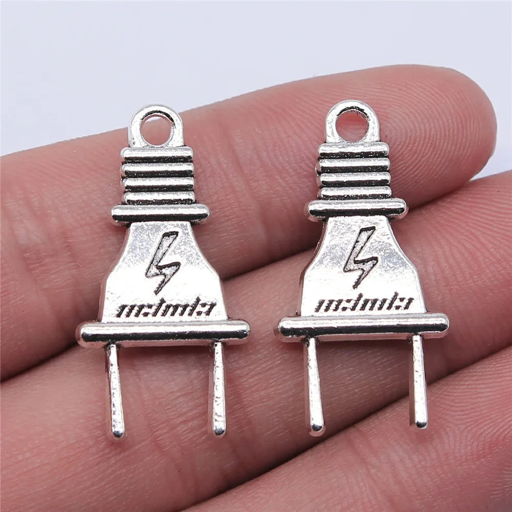 32x16mm 3.2g Antique Silver Zinc Alloy Electrical Plug Charm Pendant for DIY Jewelry Making