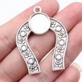 45x34mm 6.3g Antique Silver Iron Flower Horseshoe Charm Pendant for DIY Jewelry Making
