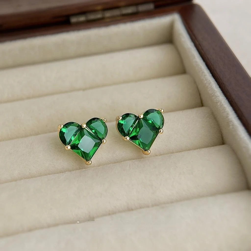 Emerald Green Zircon Heart Stud Earrings Simple Mini Heart Shaped Fashion Earrings for Women