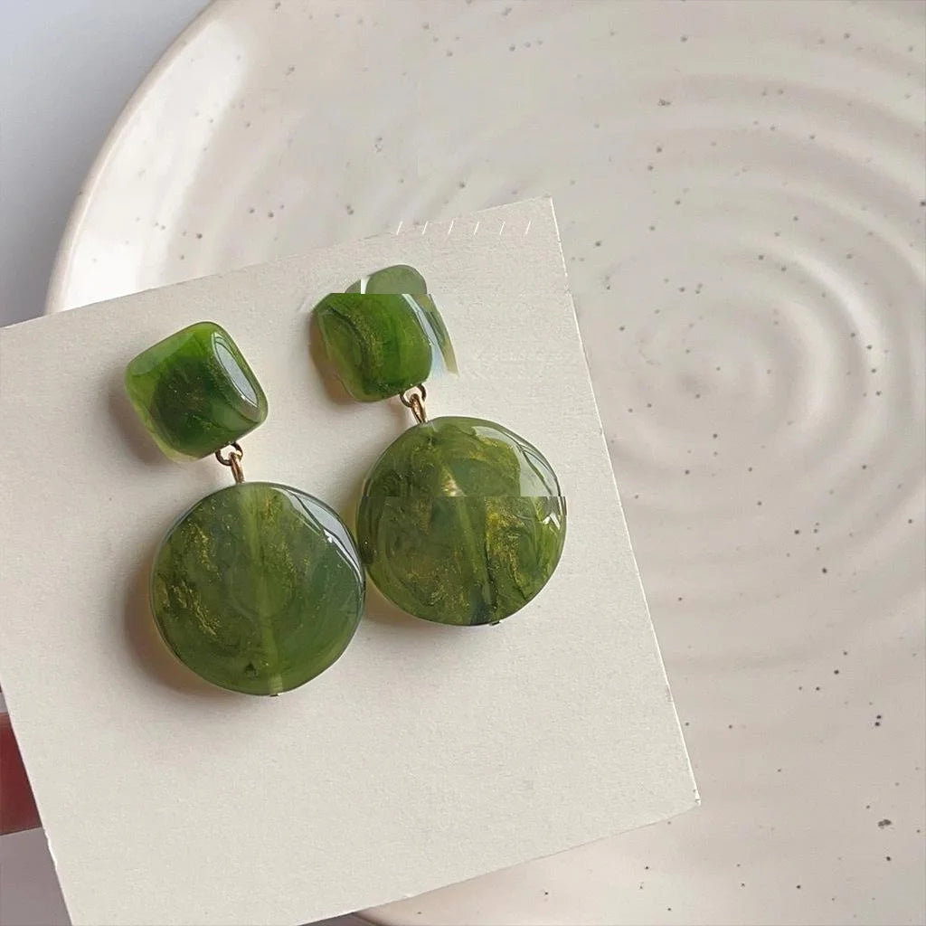 Hong Kong Style Retro Green Resin Geometric Stud Earrings With Gradient Round Square Design