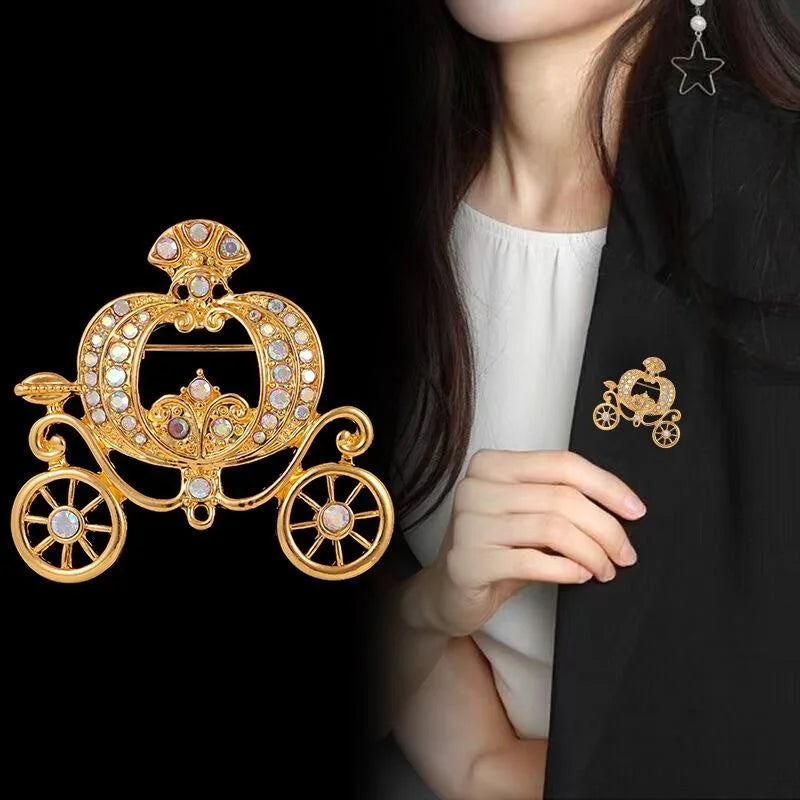 Vintage Pumpkin Carriage Rhinestone Alloy Brooch Elegant Women Lapel Pin Suit Accessory Halloween Gift