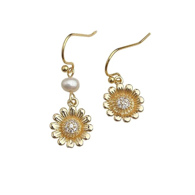Vintage Asymmetric Daisy Freshwater Pearl Copper Drop Earrings For Women Floral Petal Jewelry