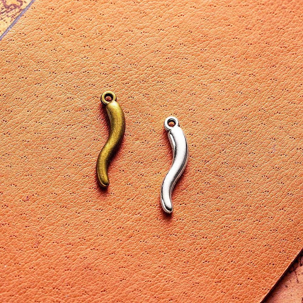 21x6MM Antique Silver Zinc Alloy Chili Pepper Double Sided Charm Pendant for DIY Necklace Bracelet Jewelry Making