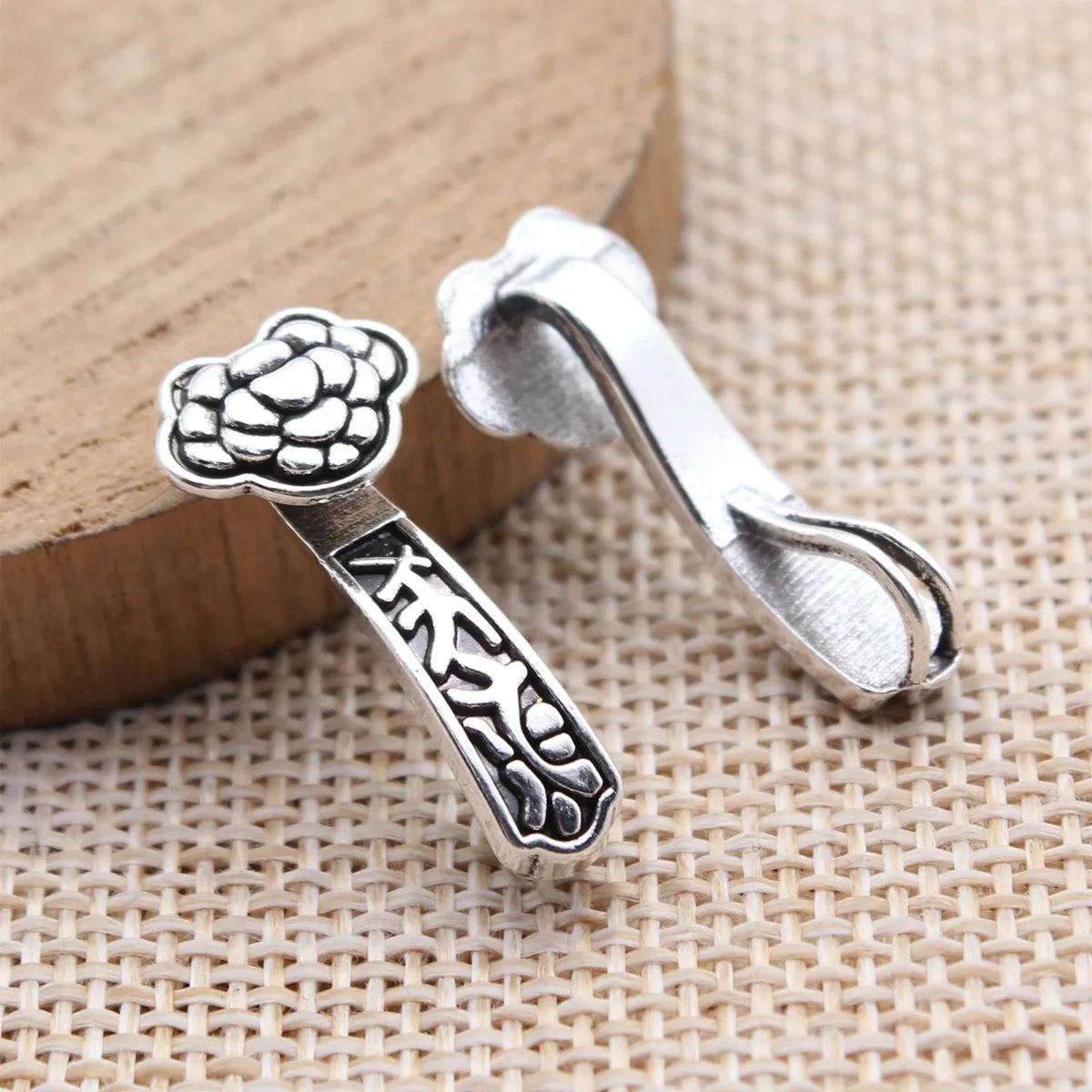 25x11x6.7mm 1.8g Antique Silver Zinc Alloy Ruyi Charm Pendant for DIY Necklace Bracelet Jewelry Making