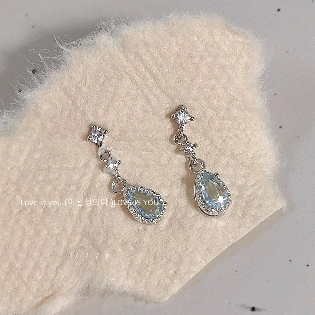 Light Blue Teardrop Zircon Micro Pave Copper Stud Earrings Silver Plated Fashion Jewelry