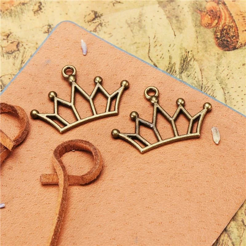 30x20MM 1414G Antique Silver Zinc Alloy Hollow Crown Charm Pendant for DIY Necklace Bracelet Jewelry Making
