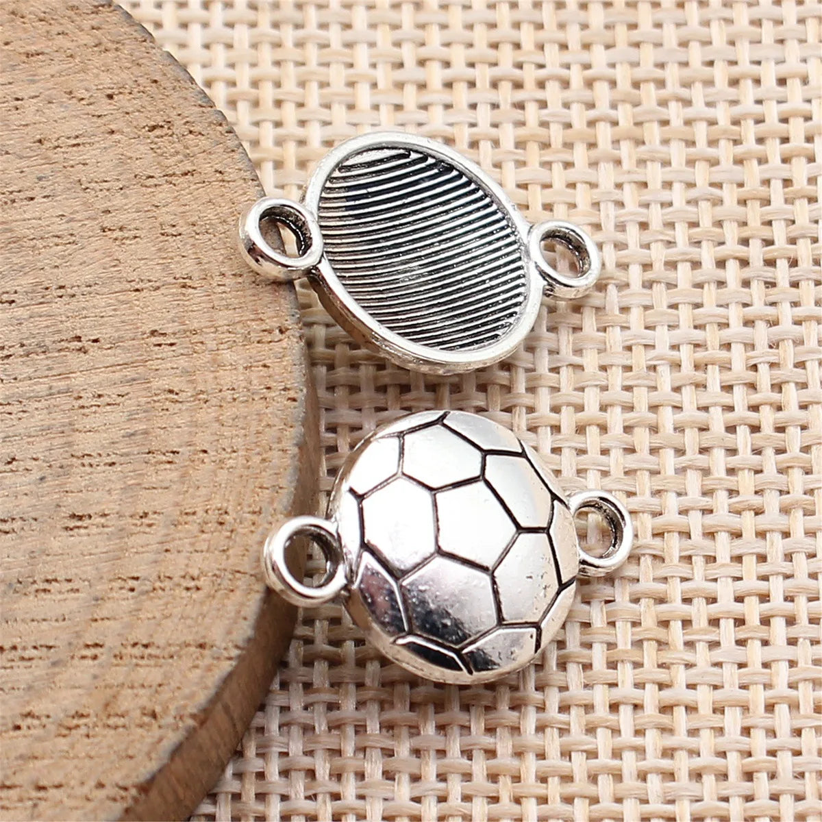 22x14mm 1.8g Antique Silver Zinc Alloy Soccer Ball Connector Charm for DIY Bracelet Necklace Jewelry