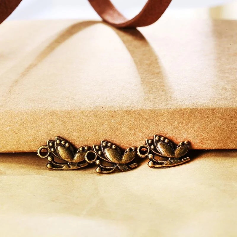 18x11MM Zinc Alloy Butterfly Charm Pendant for DIY Necklace Bracelet Jewelry Making