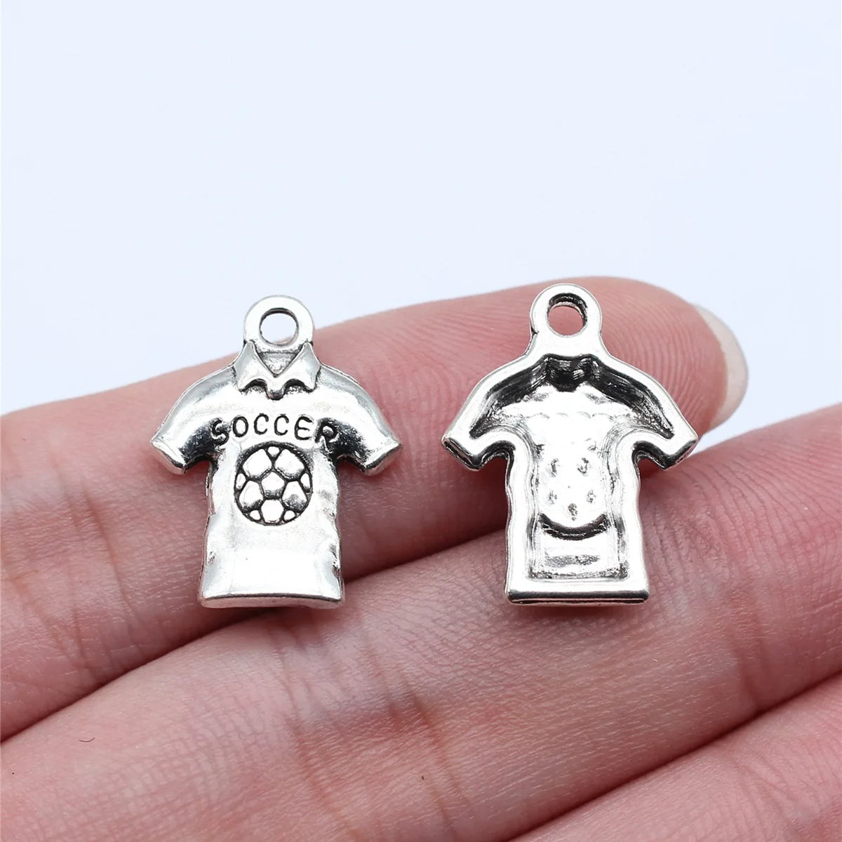 19x15mm 1.2g Antique Silver Zinc Alloy Soccer Jersey Charm Pendant for DIY Bracelet Necklace Making