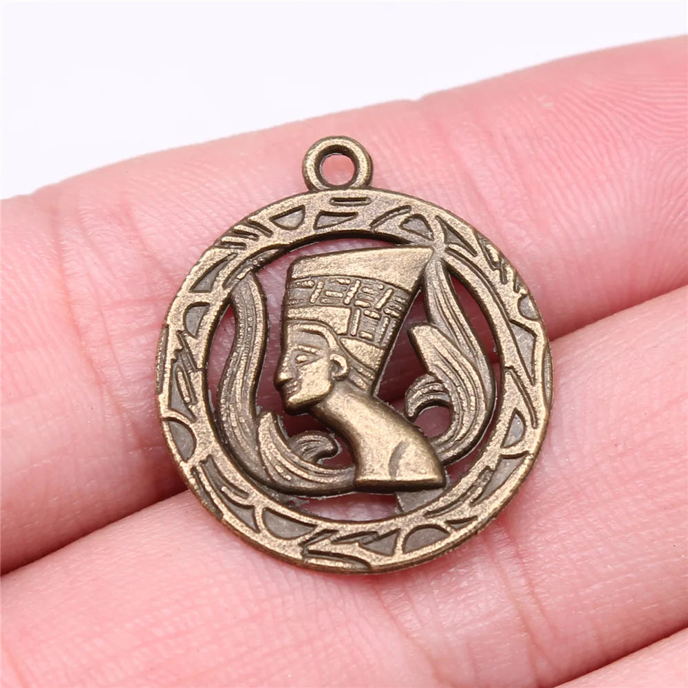 22mm 2.3g Multicolor Zinc Alloy Egyptian Pharaoh Pharaoh Head Charm Pendant for DIY Necklace Bracelet Making