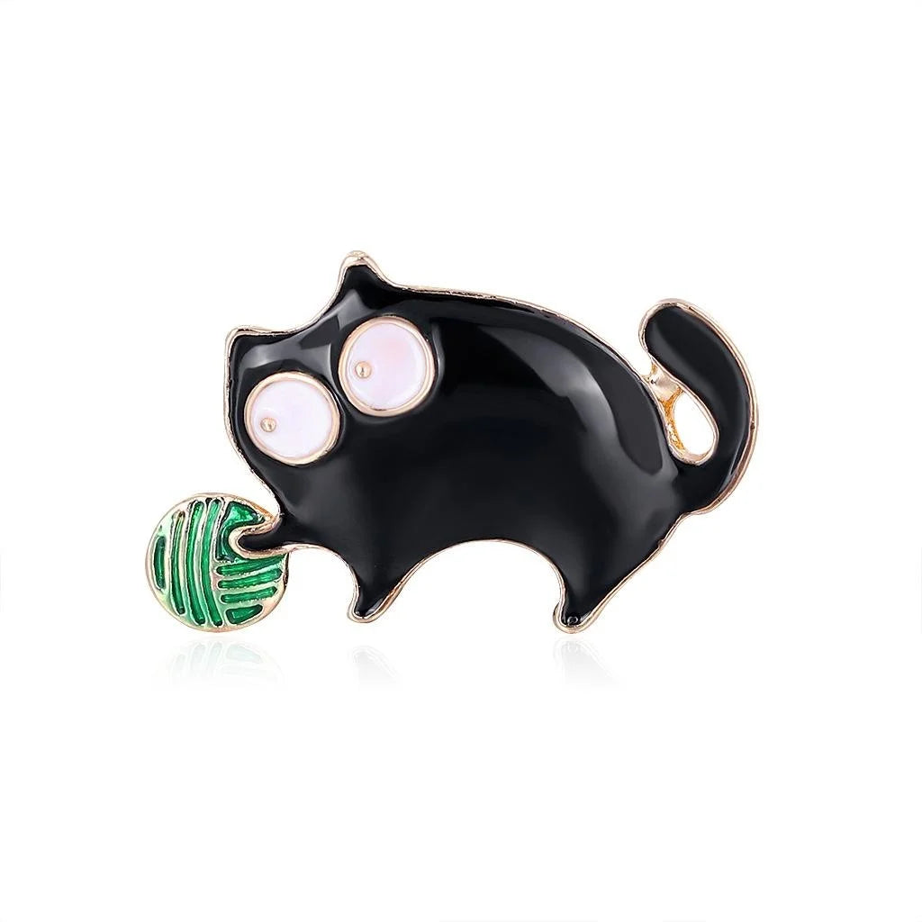 Cute Black Enamel Cat Holding Green Yarn Ball Alloy Brooch, Korean Style Animal Lapel Pin Gift