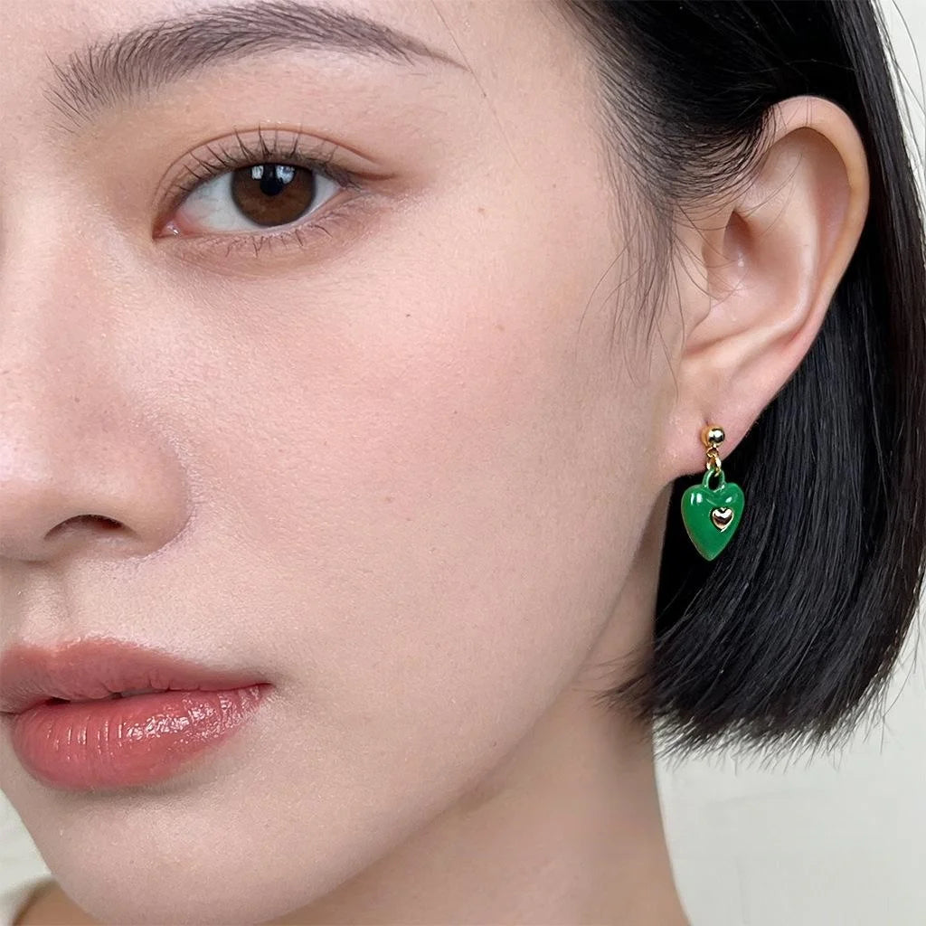 Sweet Minimalist Heart Stud Earrings With Silver-Plated Pins And Enamel Copper Vacation Jewelry