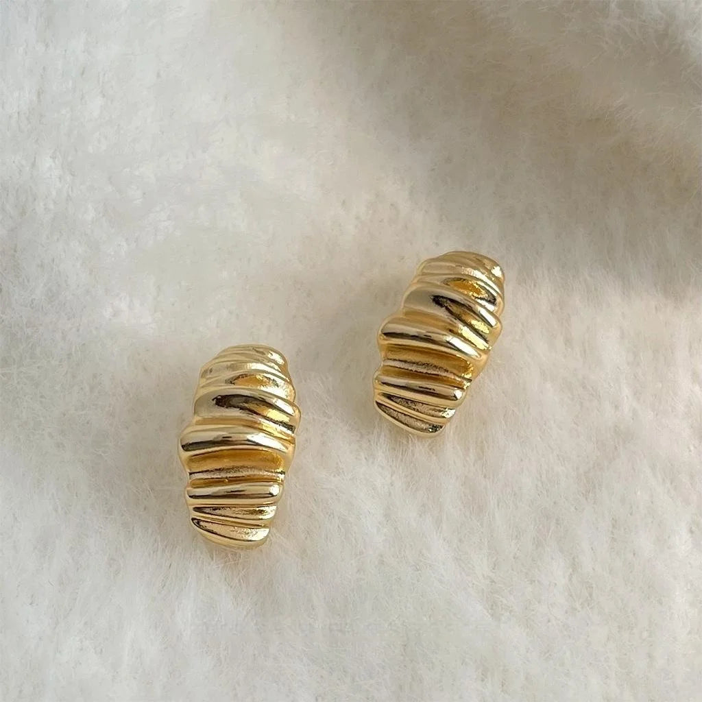 14K Gold Plated Copper Geometric Wrinkle Stud Earrings For Women Light Luxury Designer Style