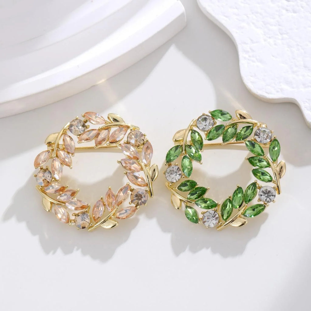 Elegant Green Rhinestone Leaf Wreath Alloy Brooch For Women, Summer Lapel Pin Corsage Suit Accessory
