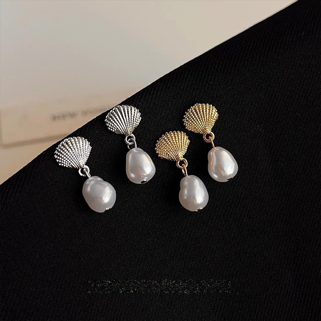 Light Luxury Shell Pearl Mini Drop Earrings Copper French Vintage Geometric Jewelry