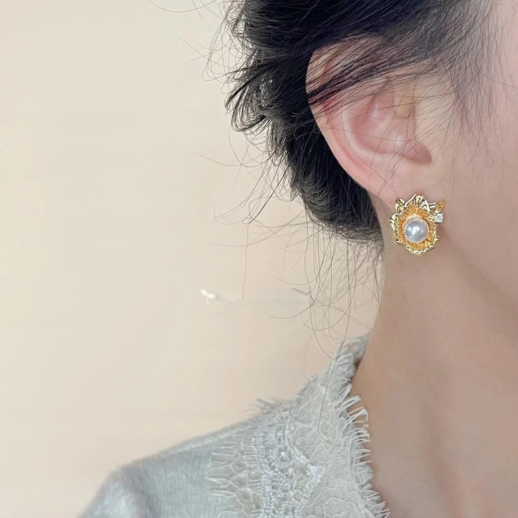 Light Luxury Irregular Floral Leaf Pearl Stud Earrings Copper Silver Plated Designer Jewelry