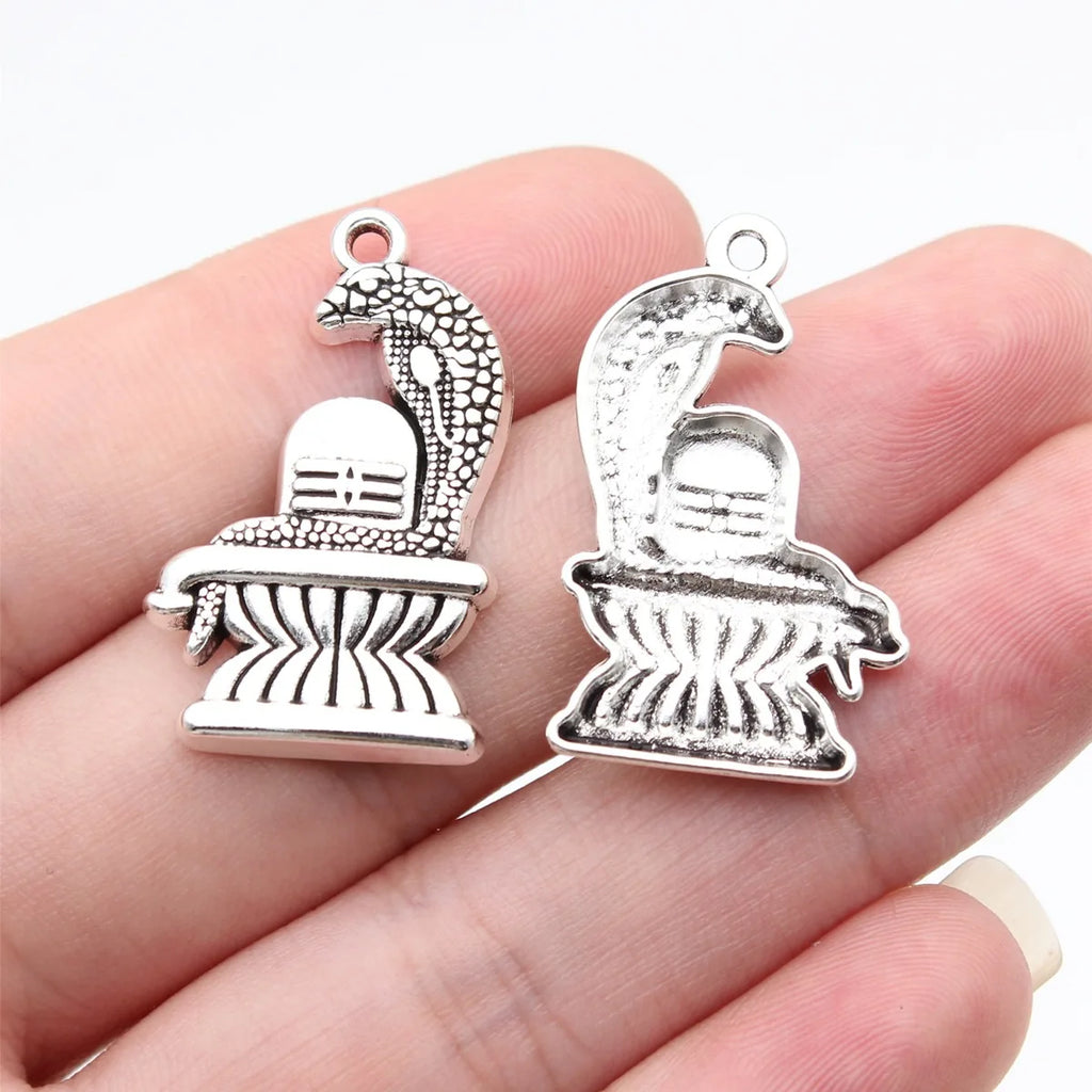 30x18mm 2g Antique Silver Zinc Alloy Ancient Egyptian Pharaoh Snake Pharaoh Head Charm Pendant for DIY Jewelry