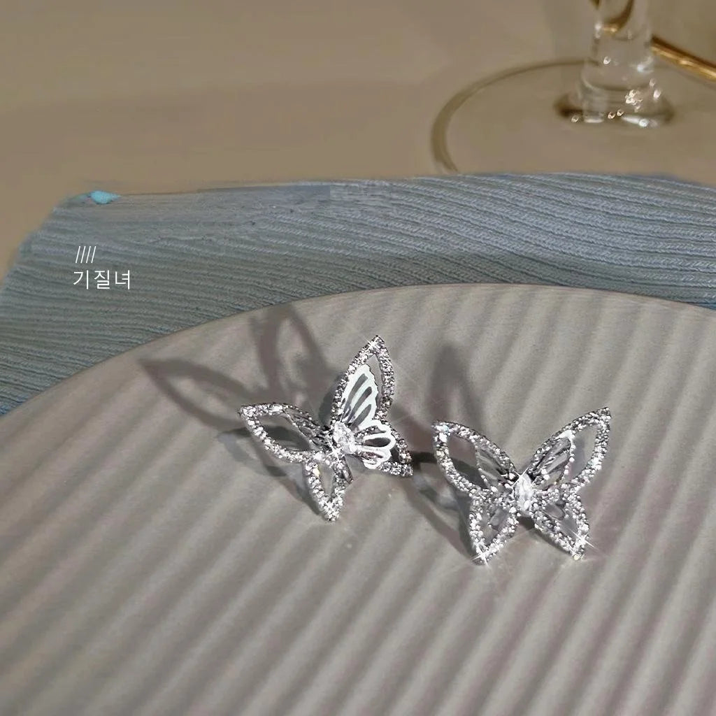 Sweet Cool Butterfly Zircon Stud Earrings Silver Plated Micro Pave Insect Jewelry