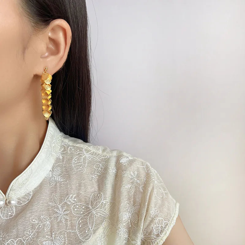 Luxury Gold Alloy Round Disc Tassel Drop Stud & Clip On No Piercing Long Dangle Women's Earrings