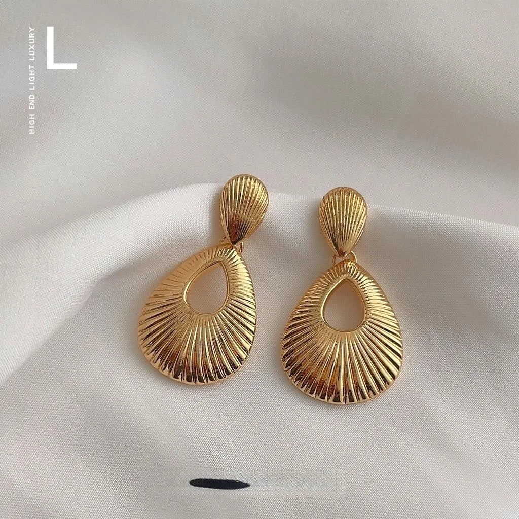 14K Gold Plated Copper Teardrop Drop Earrings Vintage French Court Style Elegant Jewelry