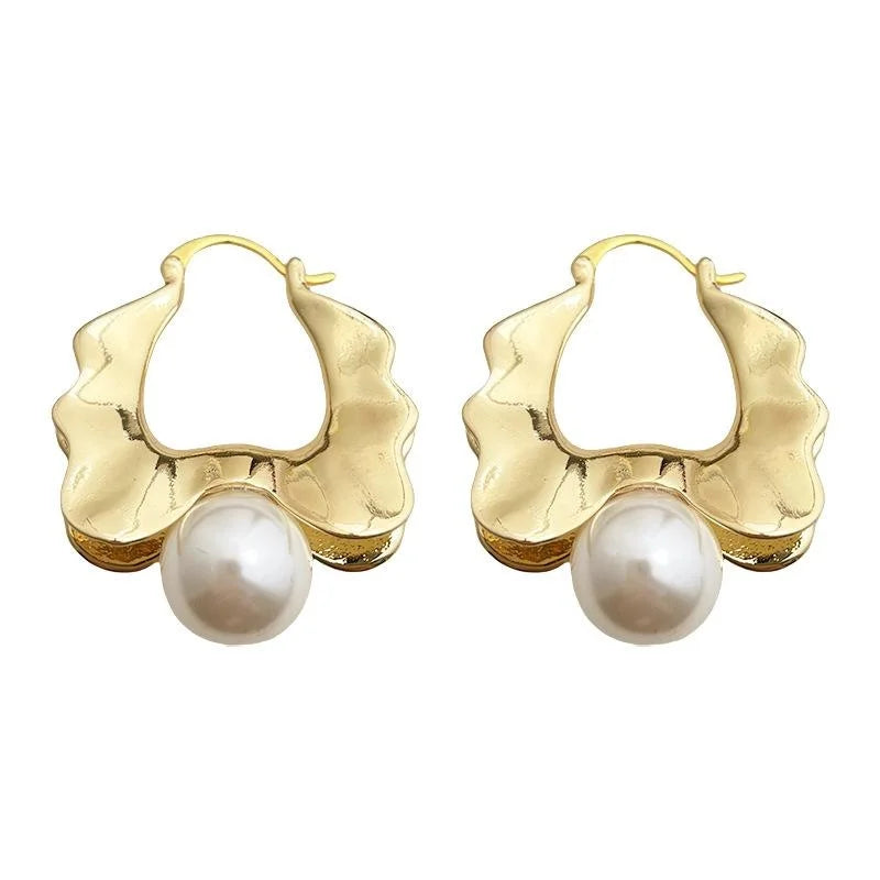 Vintage Light Luxury Wave Flower Pearl Stud Earrings, French Irregular Copper Statement Jewelry