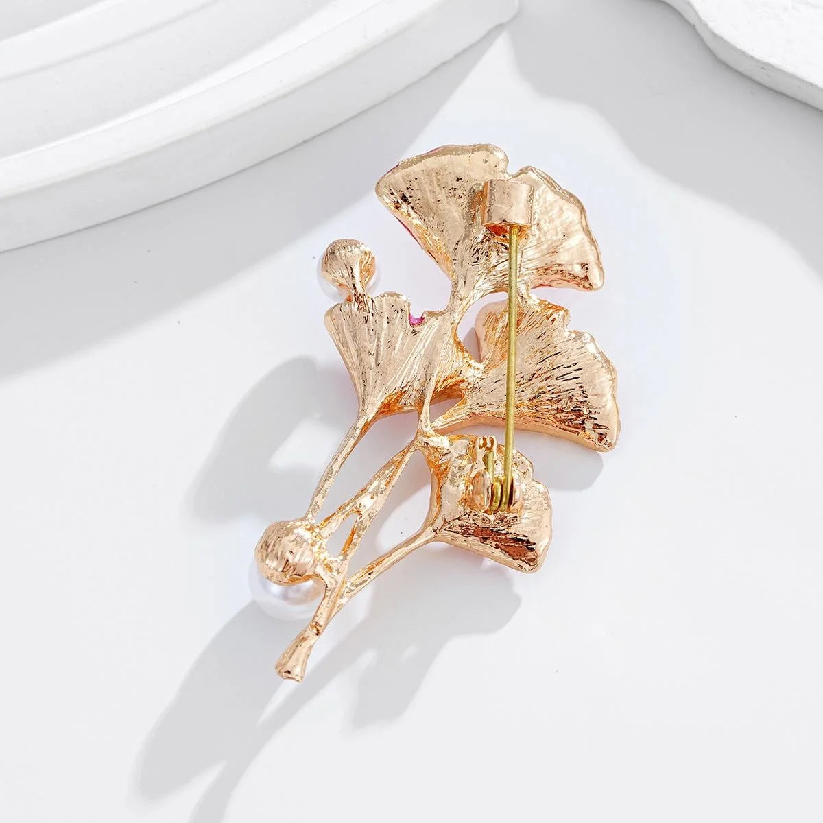 Elegant Pink Enamel Ginkgo Leaf Brooch With Pearl Accents, Gold Tone Alloy Lapel Pin Dress Suit Gift