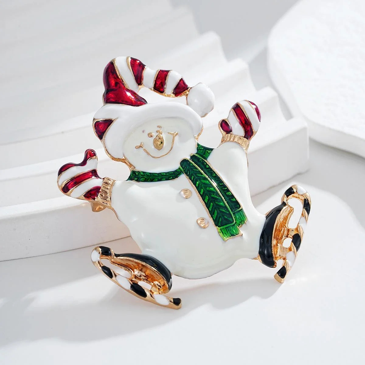 Cute Alloy Enamel Christmas Snowman Brooch With Skates, Festive Women Lapel Pin Corsage Suit Accessory Gift